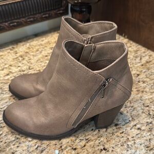 Barefoot Dreams Tan Ankle Booties with Western Influence